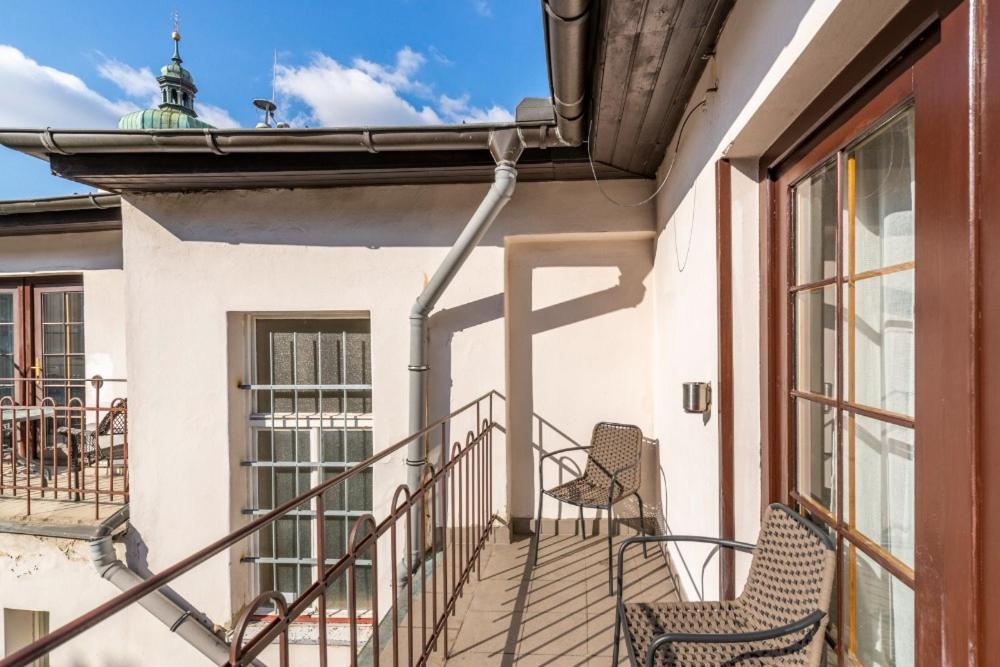Templova - Old Town Large Apartment With Terrace Prága Kültér fotó